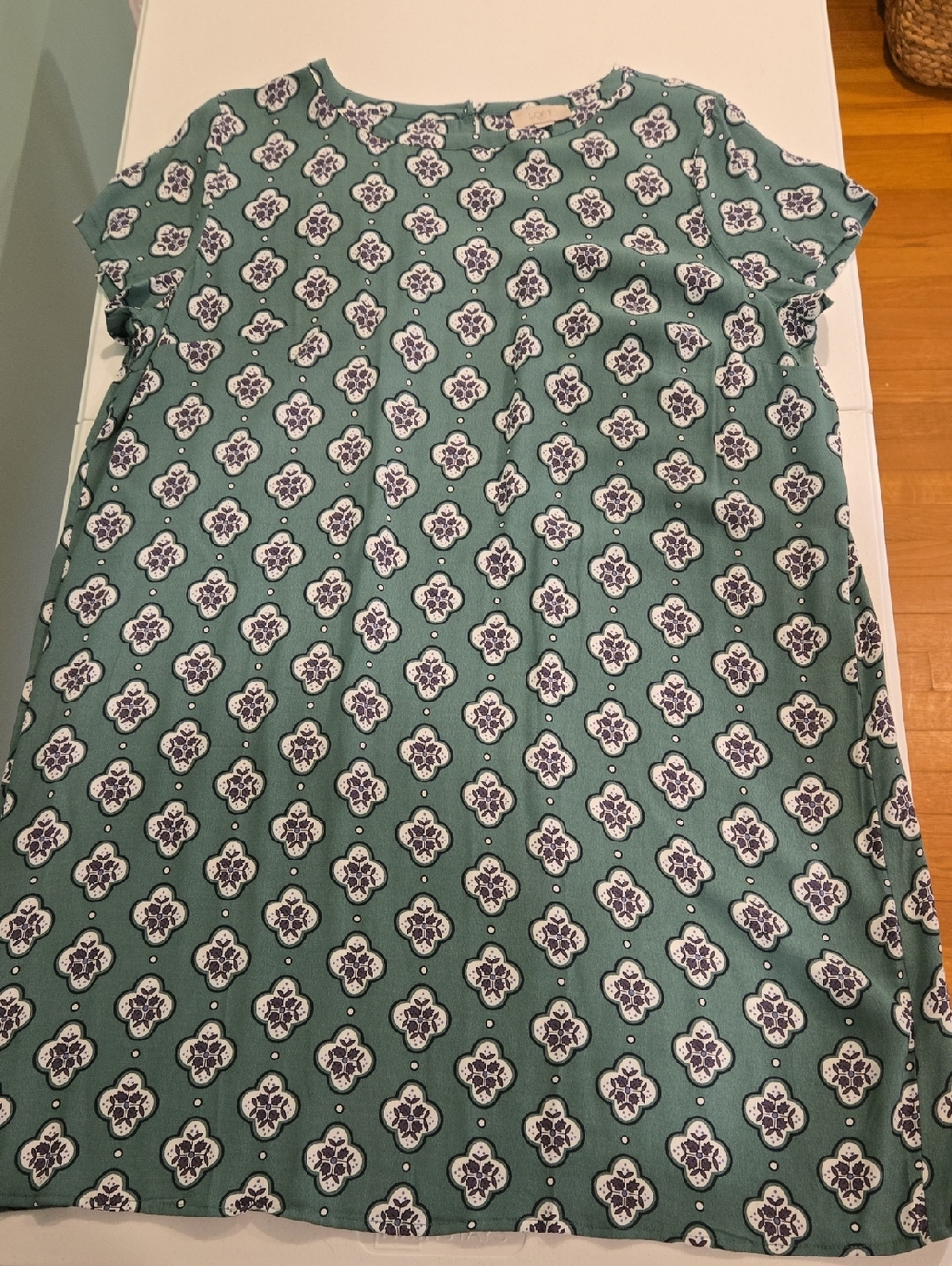 LOFT Green Floral Tile Print Shift Dress